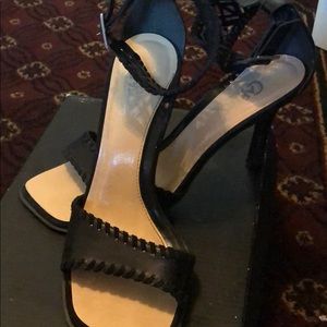 Carlos Santana black heels size 7 1/2